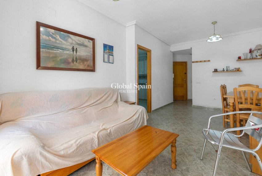 Wederverkoop - Begane grond -
TORREVIEJA - La Mata