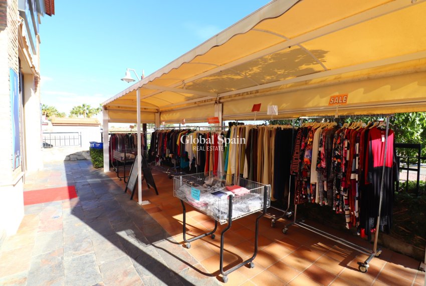 Wederverkoop - Commercieel (huurrecht) -
Algorfa - La Finca Golf Resort