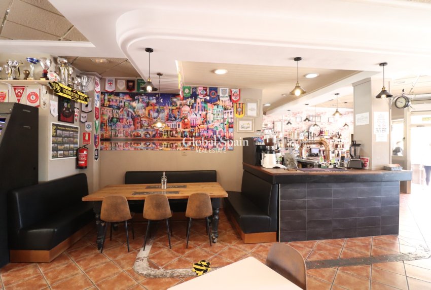 Wederverkoop - Commercieel (huurrecht) -
Formentera del Segura - Formentera - Village