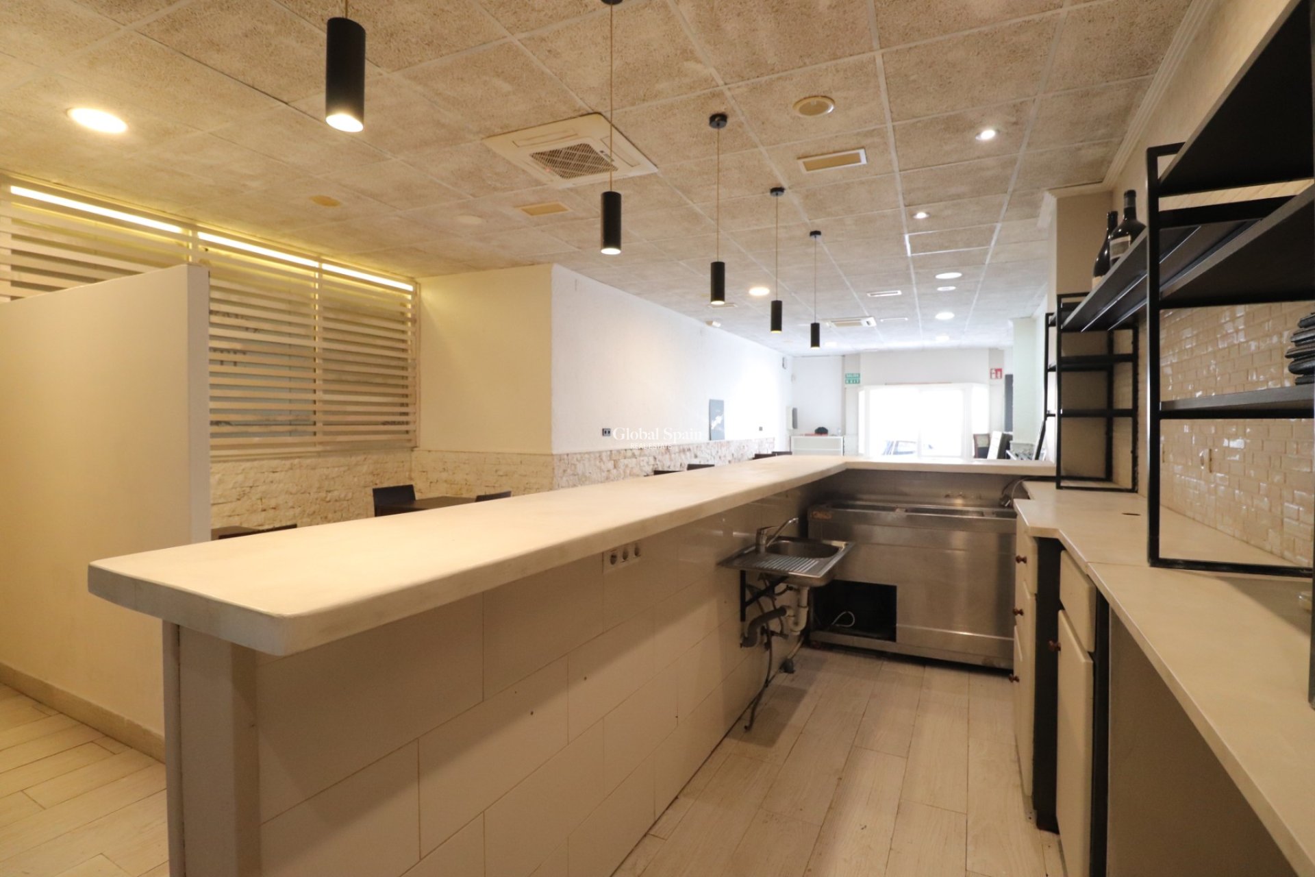 Wederverkoop - Commercieel (onroerend goed) -
Benijofar - Benijofar - Village