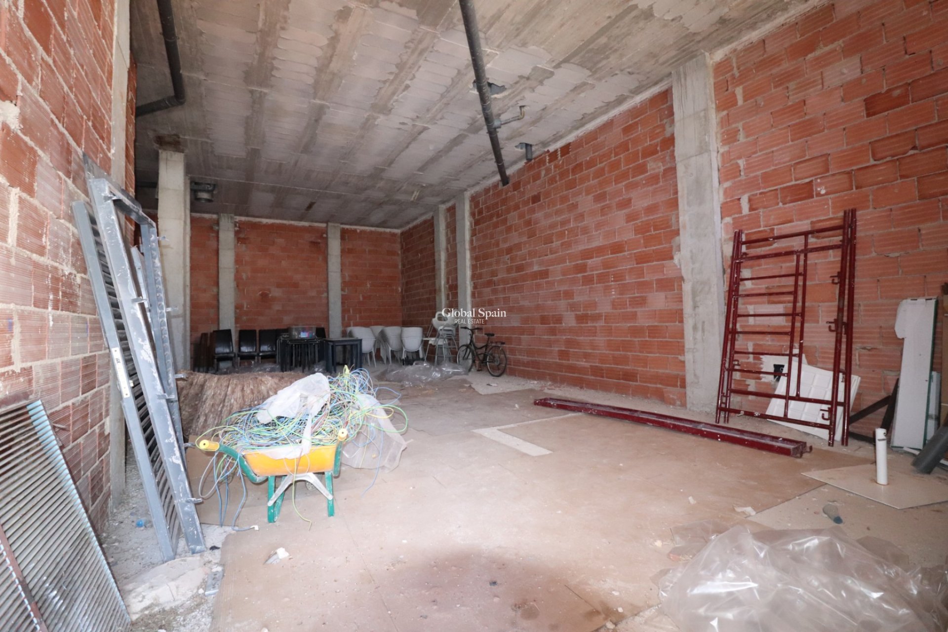 Wederverkoop - Commercieel (onroerend goed) -
Los Montesinos - Entre Naranjos / Vistabella Golf