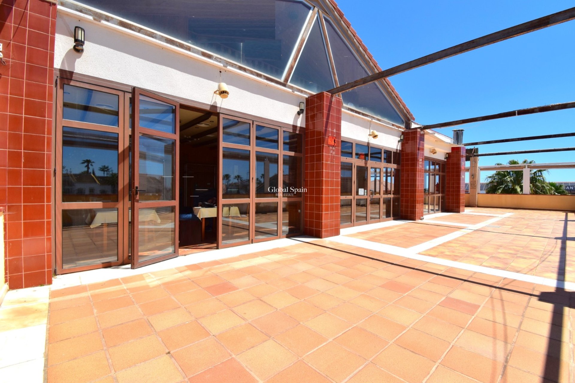Wederverkoop - Commercieel (onroerend goed) -
Orihuela Costa - Los Dolses