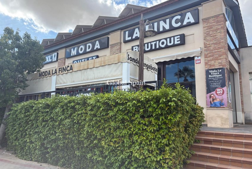 Wederverkoop - COMMERCIEEL VASTGOED -
ALGORFA - LA FINCA GOLF / ALGORFA