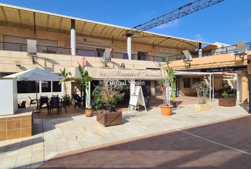 Wederverkoop - COMMERCIEEL VASTGOED -
LOS BALCONES - LOS ALTOS