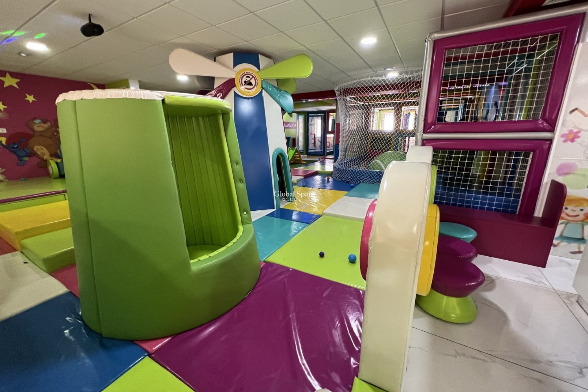 Wederverkoop - COMMERCIEEL VASTGOED -
TORREVIEJA - Costa Blanca Sur