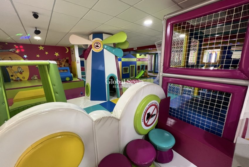 Wederverkoop - COMMERCIEEL VASTGOED -
TORREVIEJA - Costa Blanca Sur