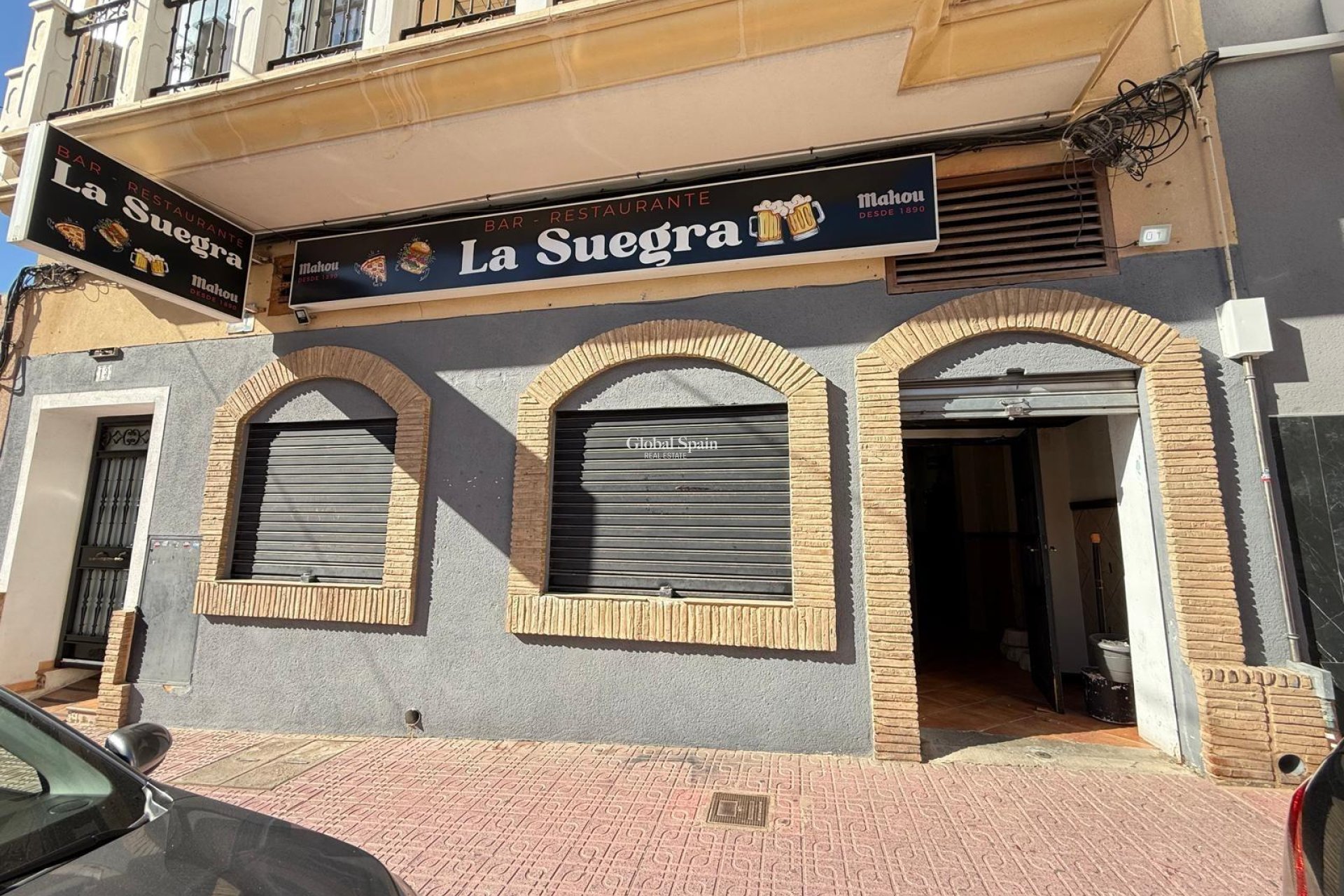 Wederverkoop - COMMERCIEEL VASTGOED -
TORREVIEJA - Estacion de autobuses