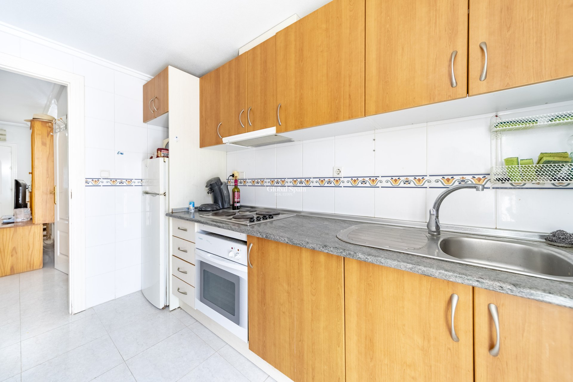 Wederverkoop - Dorpshuis -
CIUDAD QUESADA