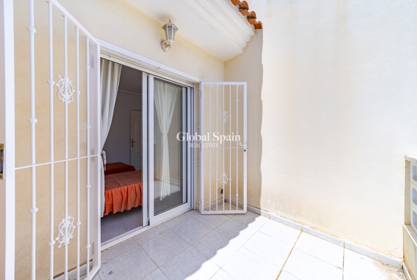 Wederverkoop - Dorpshuis -
CIUDAD QUESADA