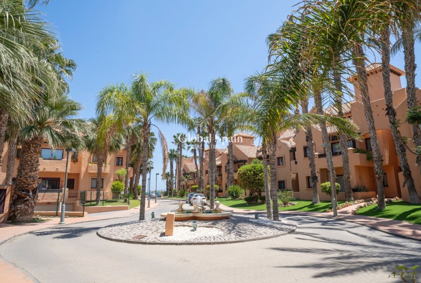 Wederverkoop - Duplex -
LOS ALCÁZARES - Los Montesinos