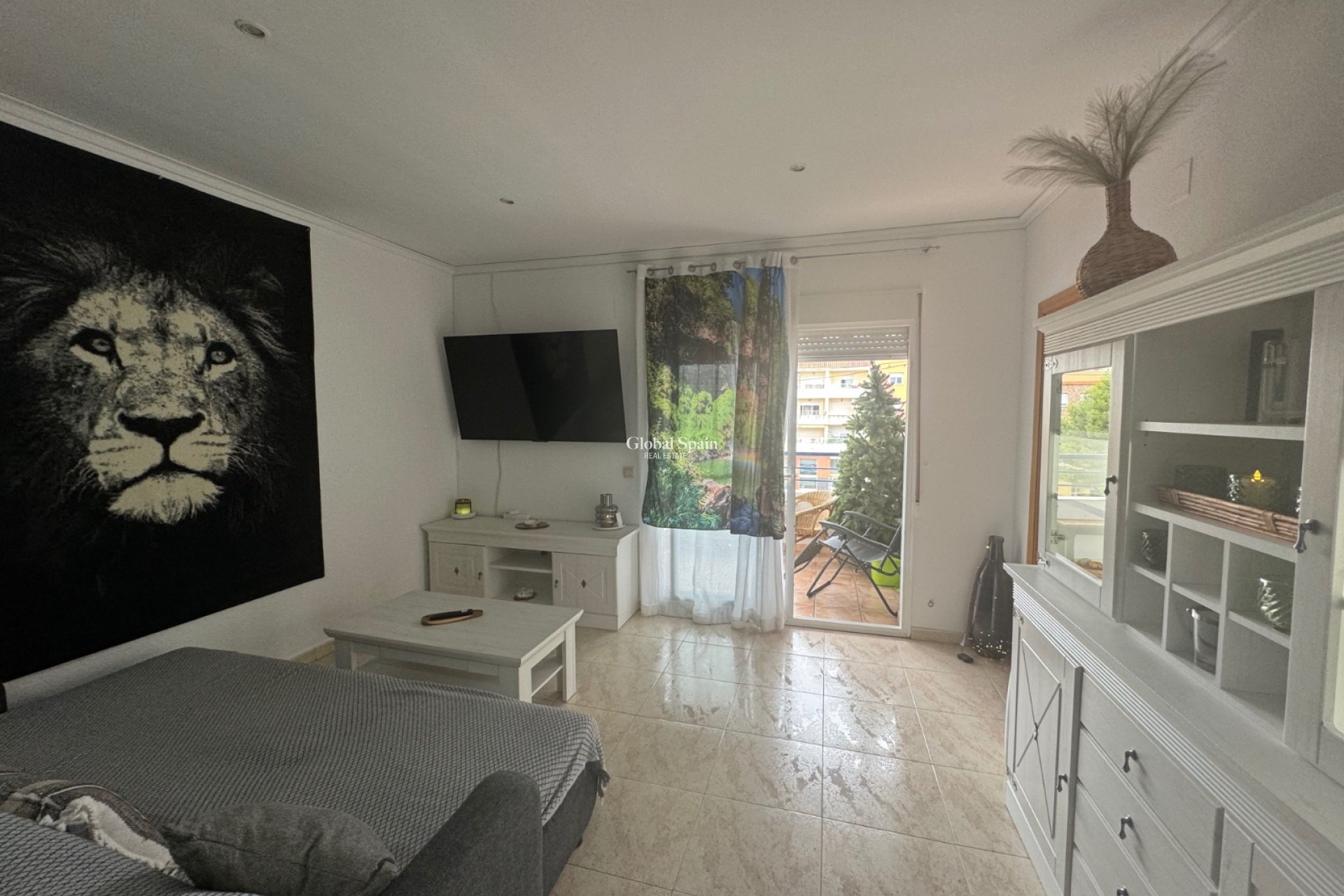 Wederverkoop - Duplex -
Ondara