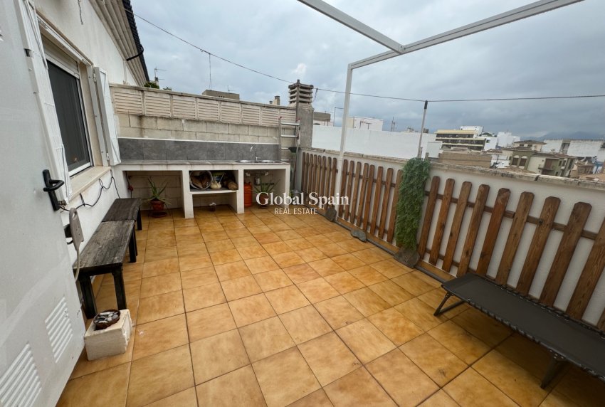 Wederverkoop - Duplex -
Ondara