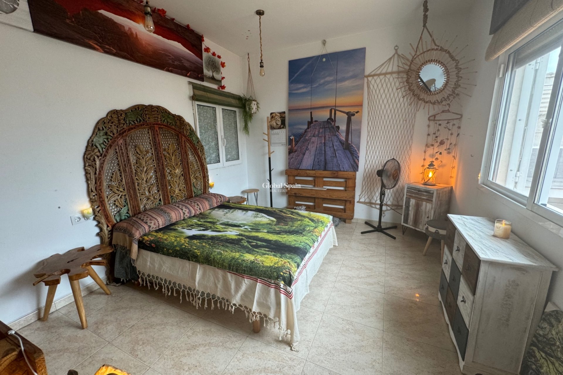 Wederverkoop - Duplex -
Ondara