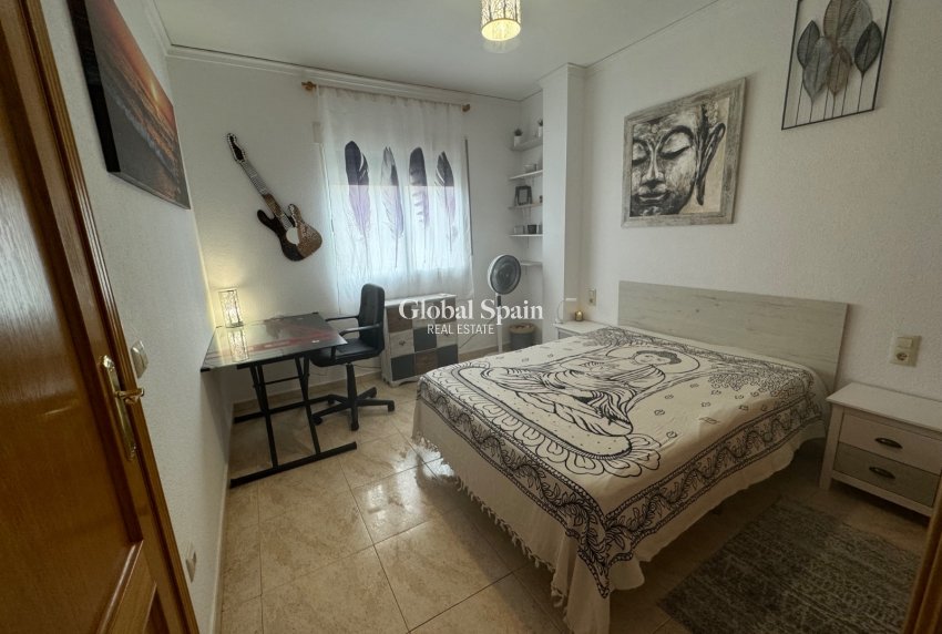 Wederverkoop - Duplex -
Ondara