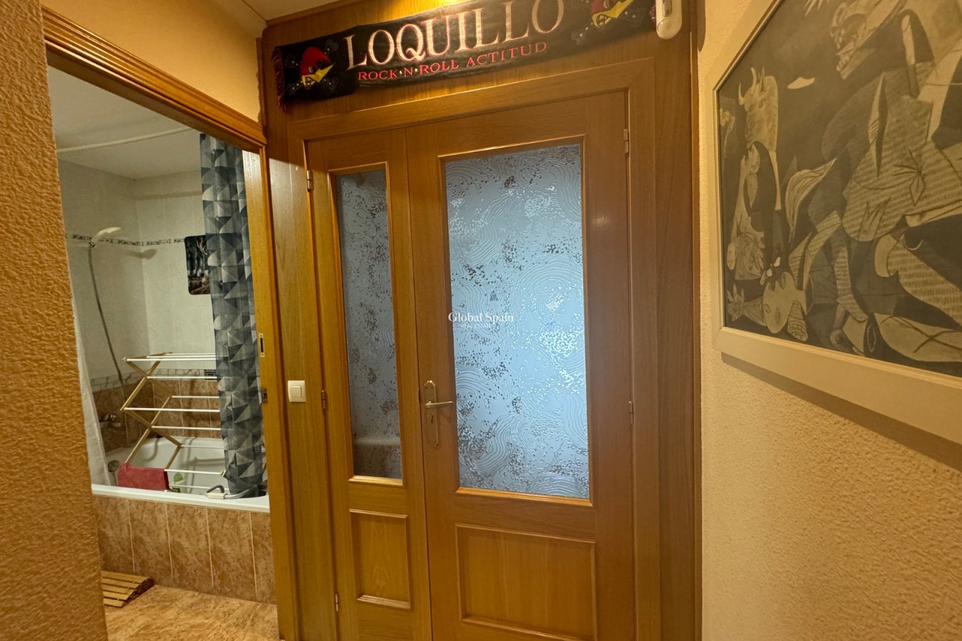 Wederverkoop - Duplex -
Ondara