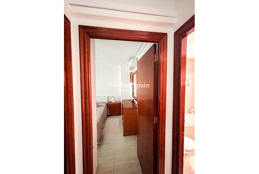 Wederverkoop - Duplex -
TORREVIEJA - Center