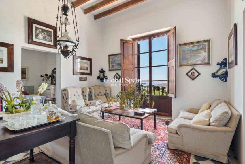 Wederverkoop - Finca / Landhuis -
Felanitx - Mallorca