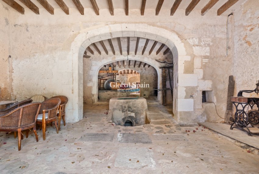 Wederverkoop - Finca / Landhuis -
Felanitx - Mallorca
