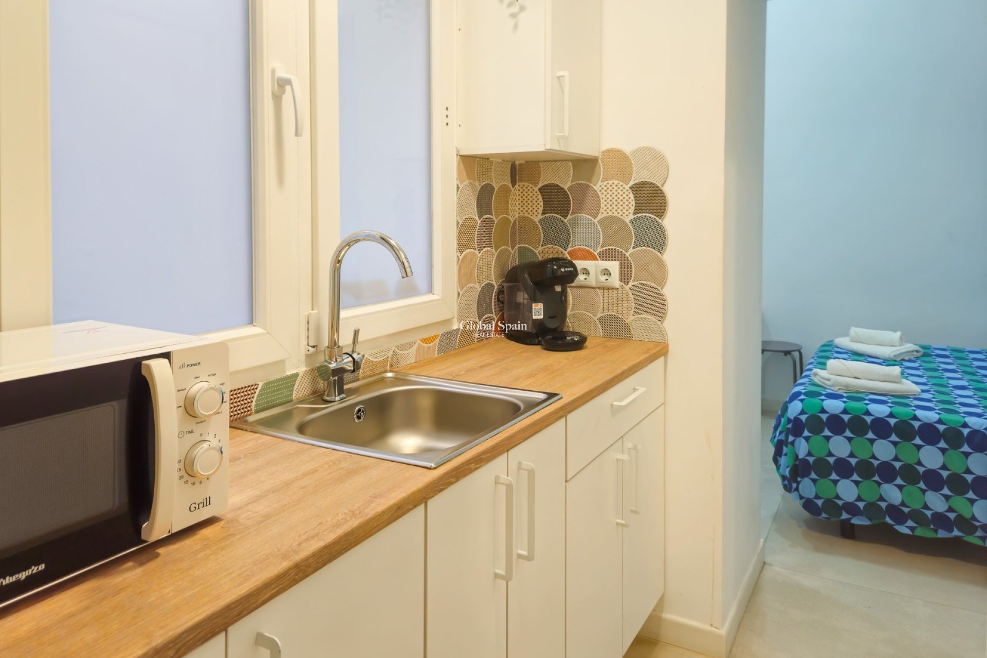 Wederverkoop - Gebouw -
ALICANTE - Centro