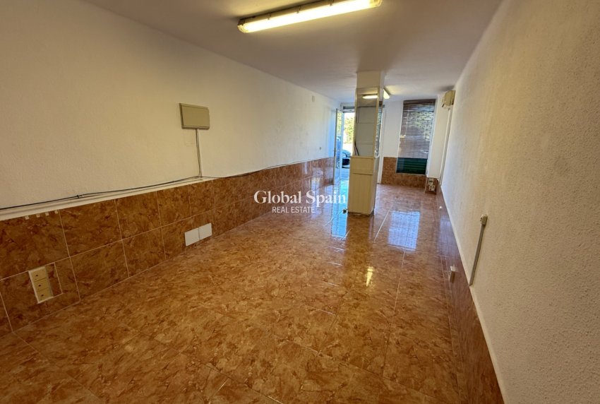 Wederverkoop - Gebouw -
PALMA - Mallorca
