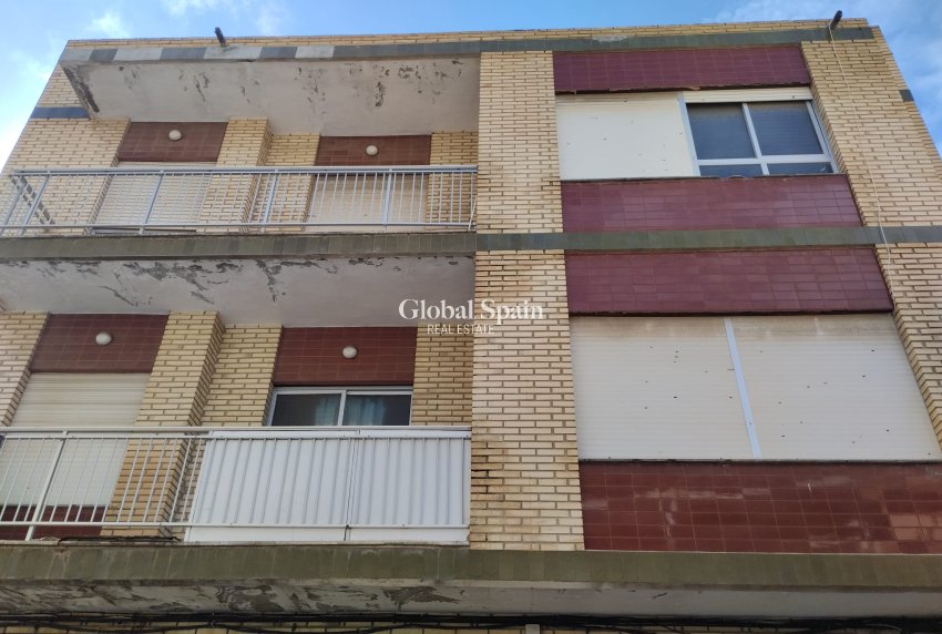 Wederverkoop - Gebouw -
TORREVIEJA - Costa Blanca Sur