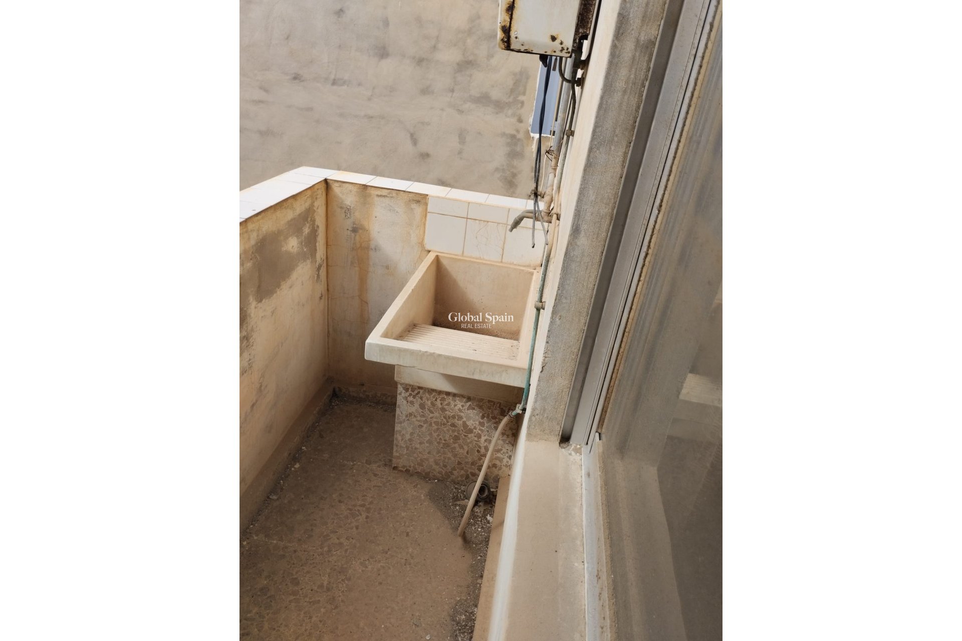 Wederverkoop - Gebouw -
TORREVIEJA - Costa Blanca Sur