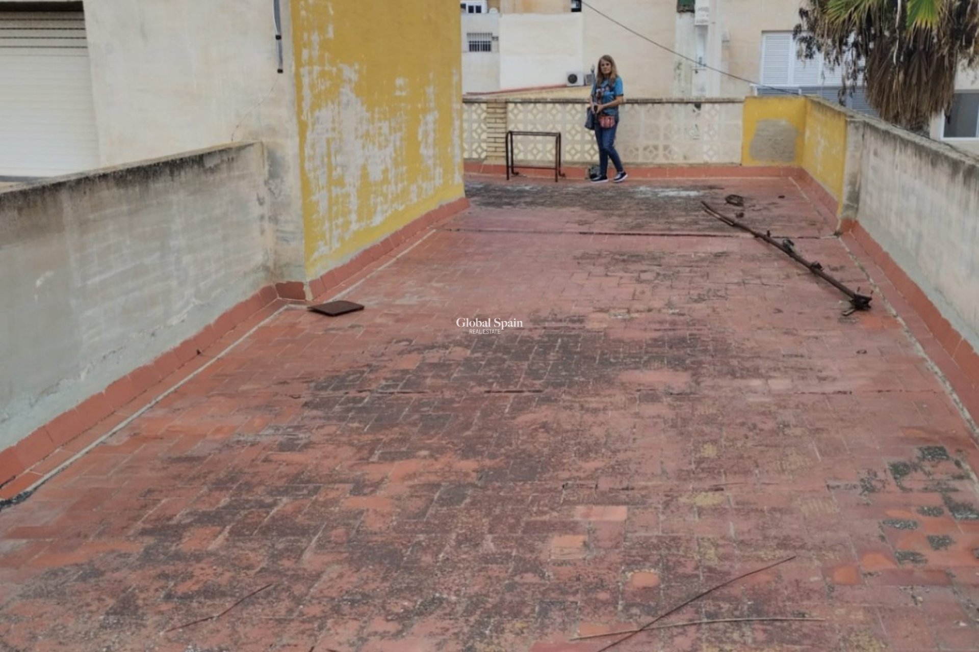 Wederverkoop - Gebouw -
TORREVIEJA - Costa Blanca Sur