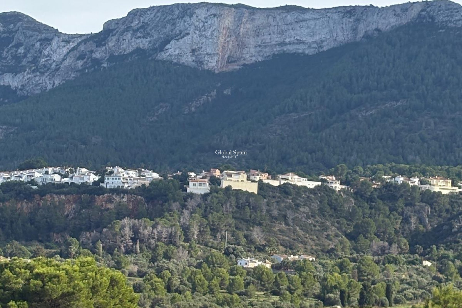 Wederverkoop - GROND -
DENIA - Costa Blanca