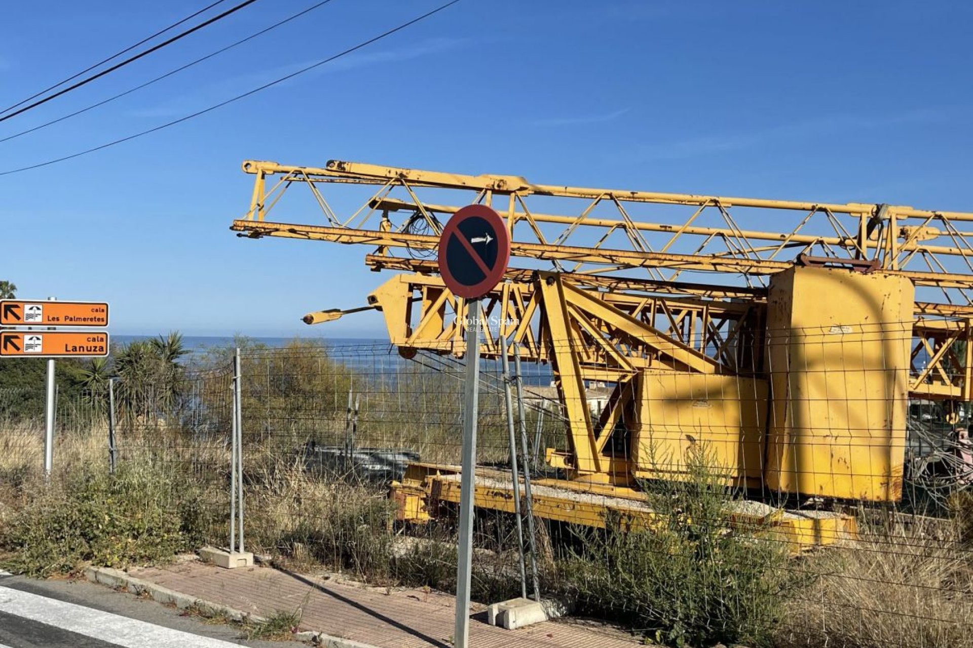 Wederverkoop - GROND -
EL CAMPELLO - Costa Blanca