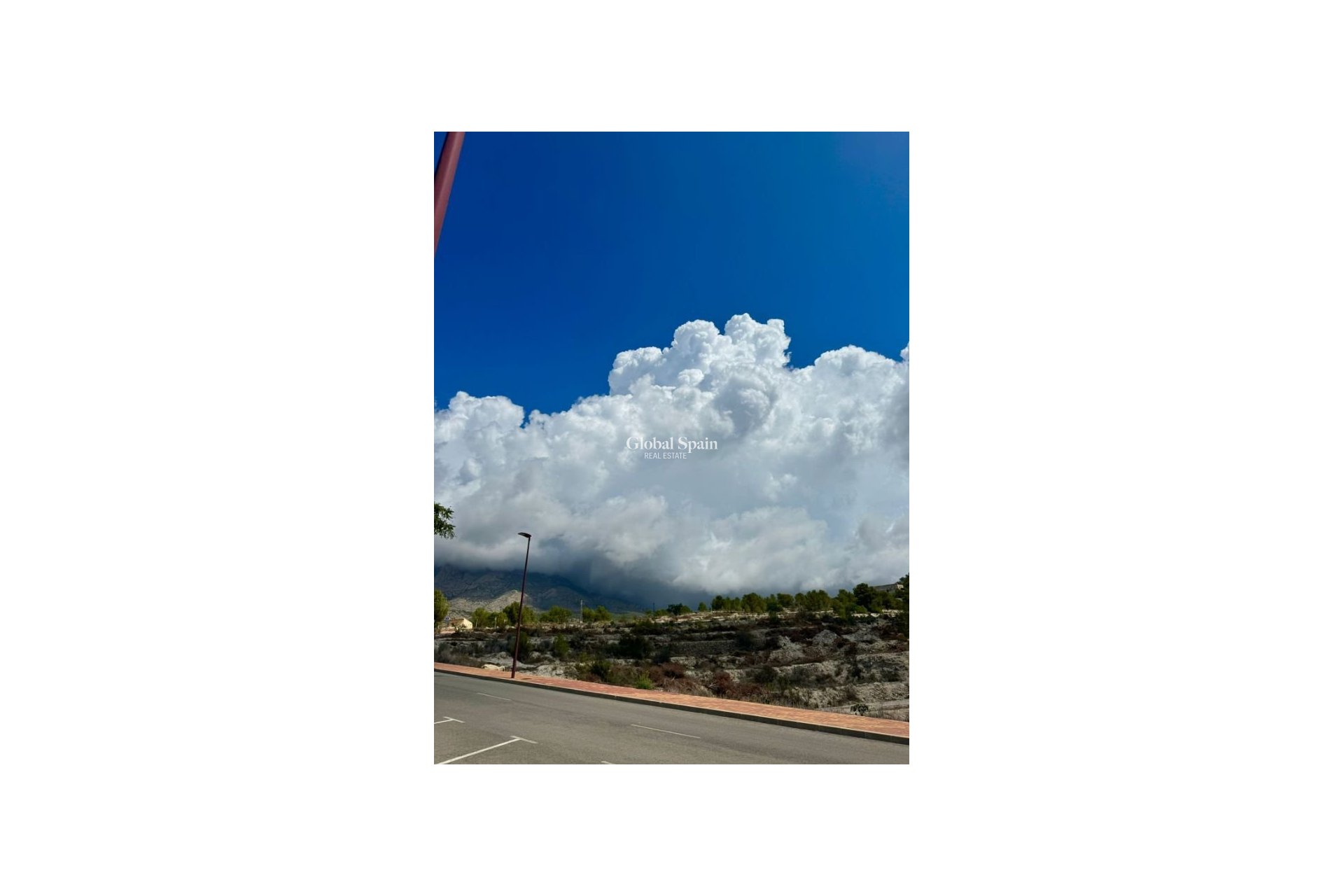 Wederverkoop - GROND -
FINESTRAT - Costa Blanca