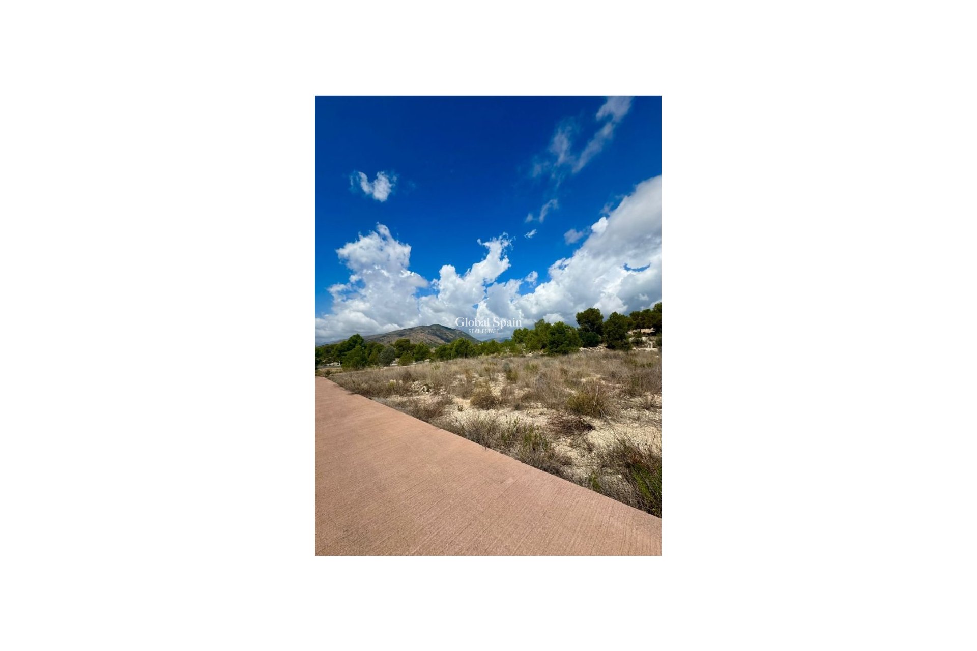 Wederverkoop - GROND -
FINESTRAT - Costa Blanca