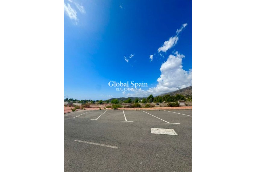 Wederverkoop - GROND -
FINESTRAT - Costa Blanca