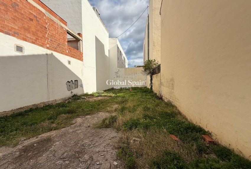 Wederverkoop - GROND -
ONDARA - Ondara