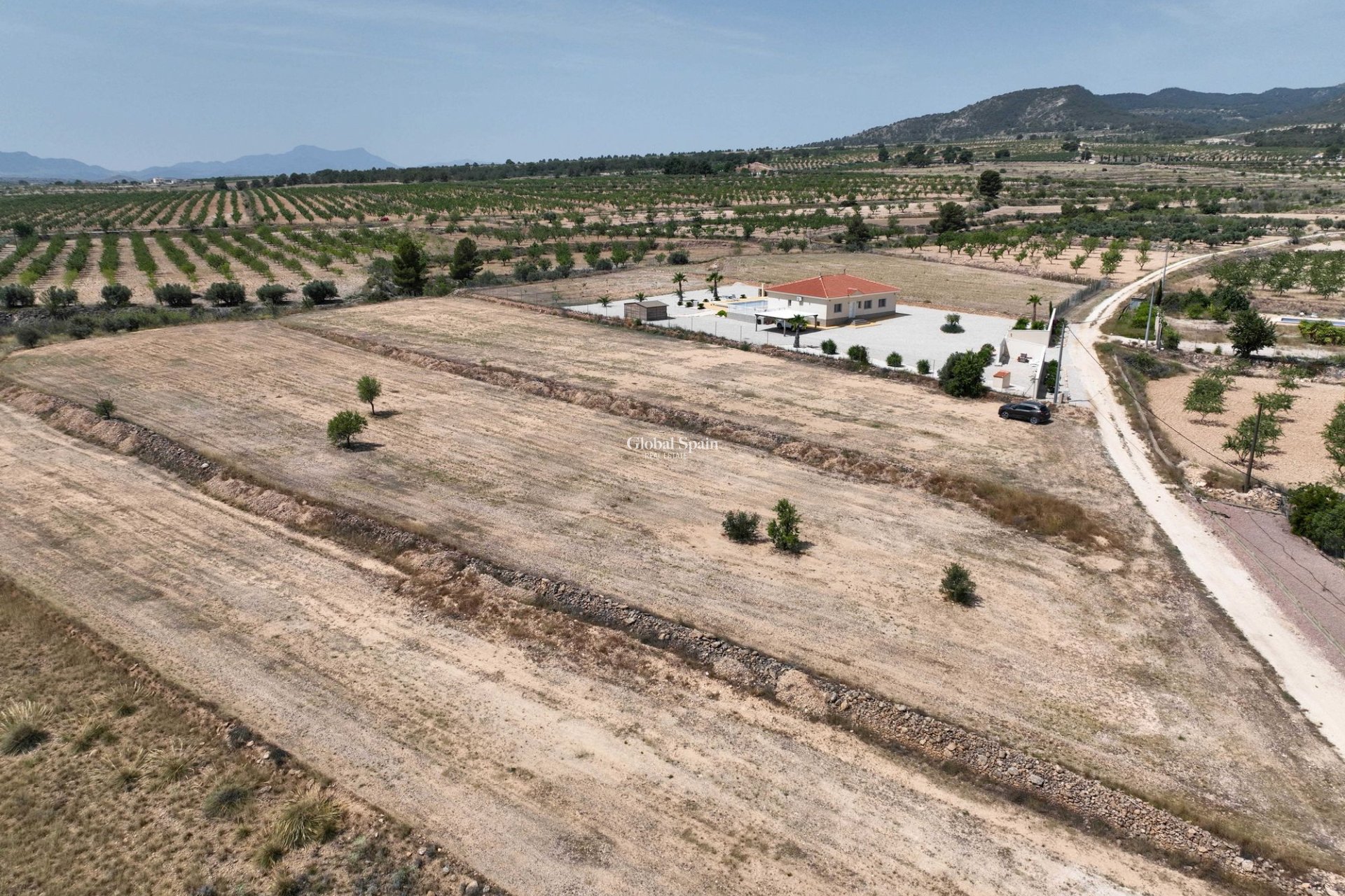 Wederverkoop - Grond -
Pinoso