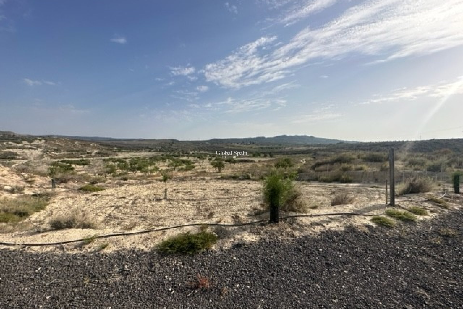 Wederverkoop - GROND -
TORREMENDO - Costa Blanca
