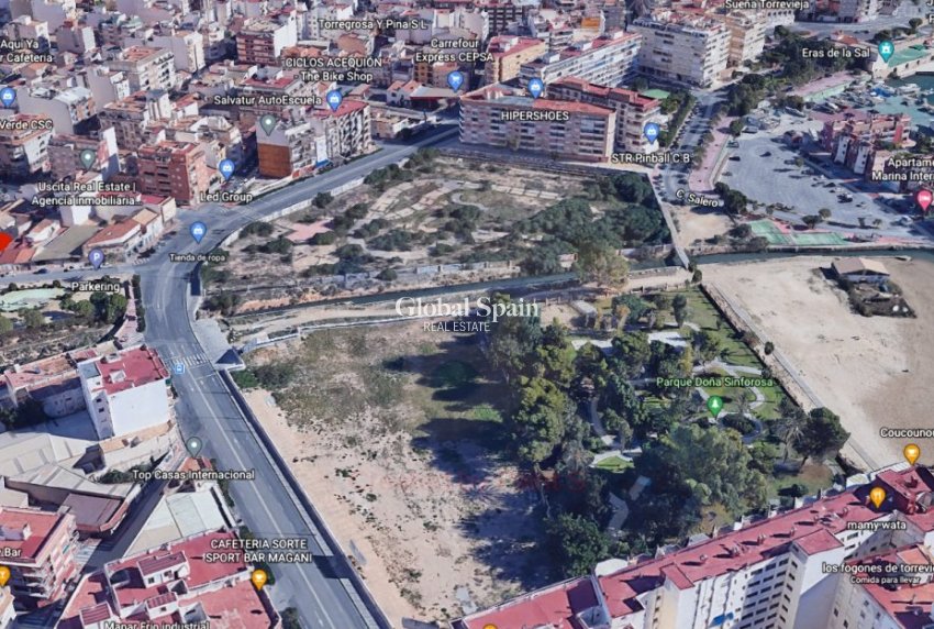 Wederverkoop - GROND -
TORREVIEJA - Acequion