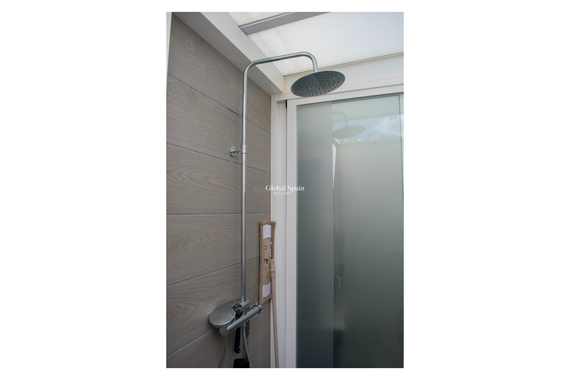 Wederverkoop - Halfvrijstaand -
GUARDAMAR DEL SEGURA