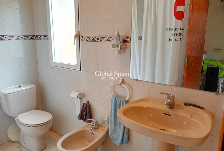 Wederverkoop - Halfvrijstaand -
La Nucía - La nucia