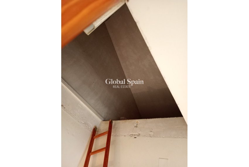 Wederverkoop - Halfvrijstaand -
La Nucía - La nucia