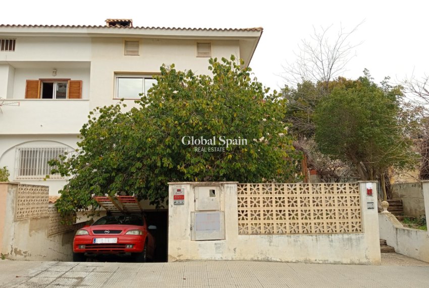 Wederverkoop - Halfvrijstaand -
La Nucía - La nucia