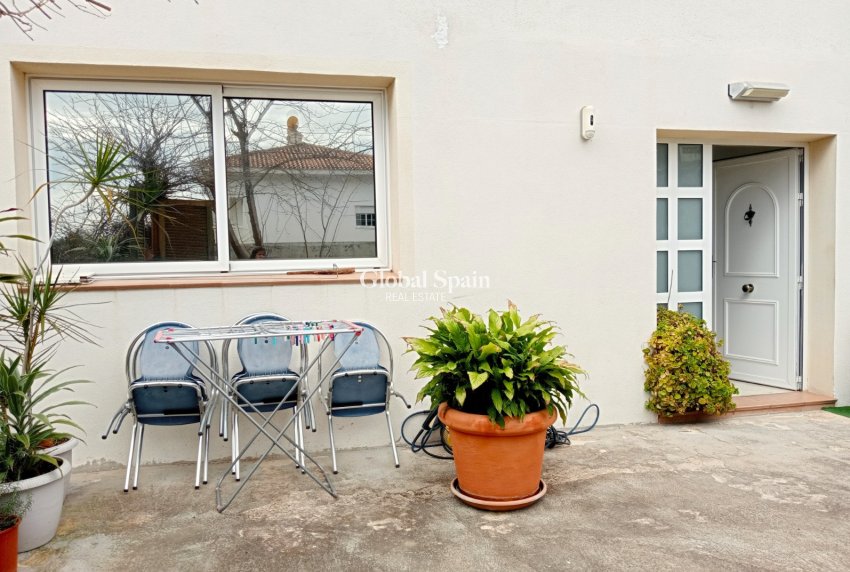 Wederverkoop - Halfvrijstaand -
La Nucía - La nucia