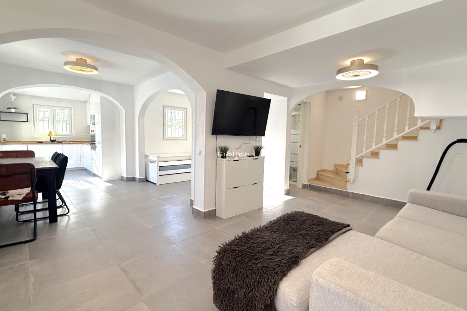 Wederverkoop - Halfvrijstaande woning -
ORIHUELA - Costa Blanca Sur