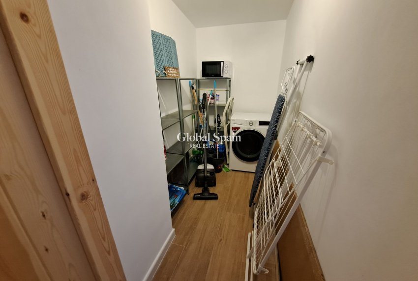 Wederverkoop - Herenhuis -
Canada Del Trigo