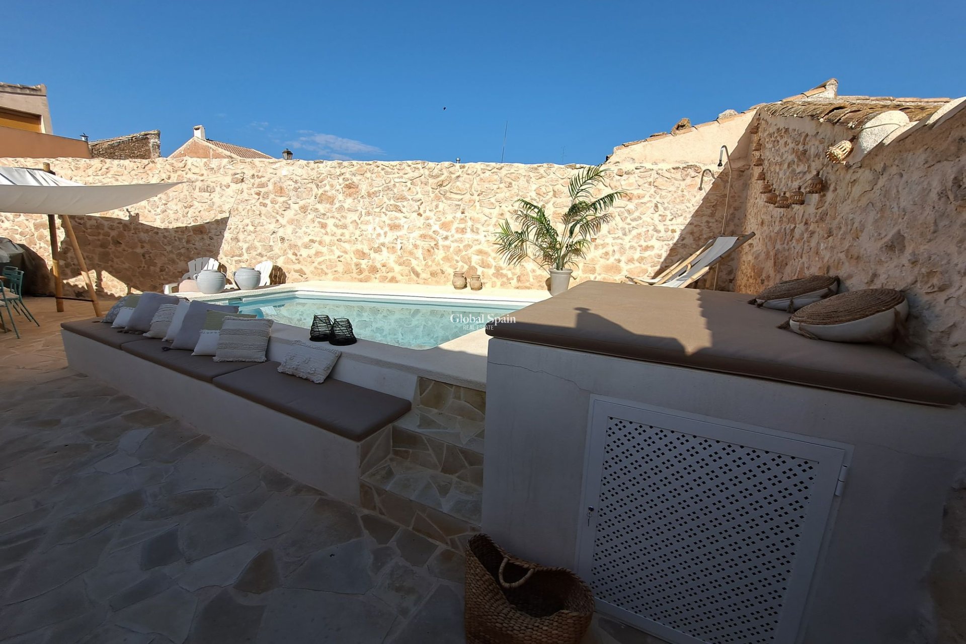 Wederverkoop - Herenhuis -
Canada Del Trigo