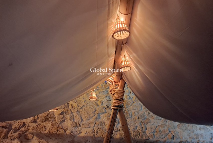 Wederverkoop - Herenhuis -
Canada Del Trigo