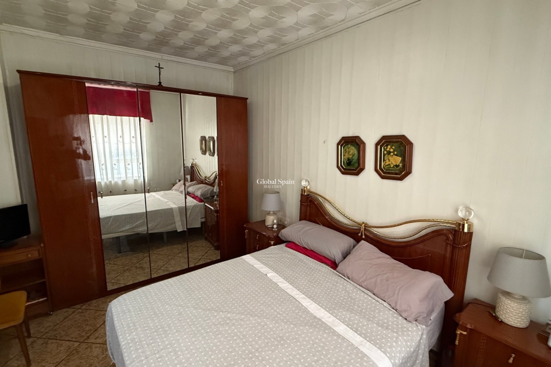 Wederverkoop - Herenhuis -
TORREVIEJA - Costa Blanca Sur