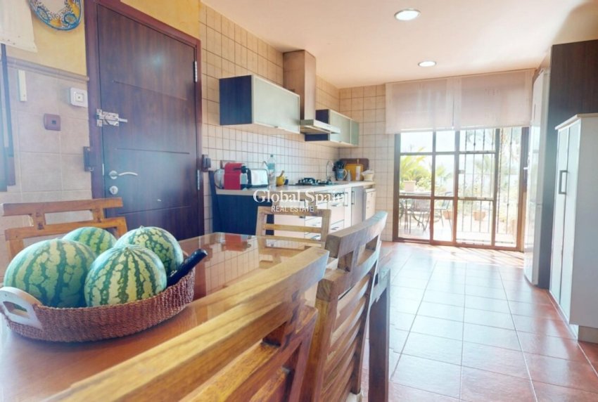 Wederverkoop - HUIS -
ÁGUILAS - Costa Cálida