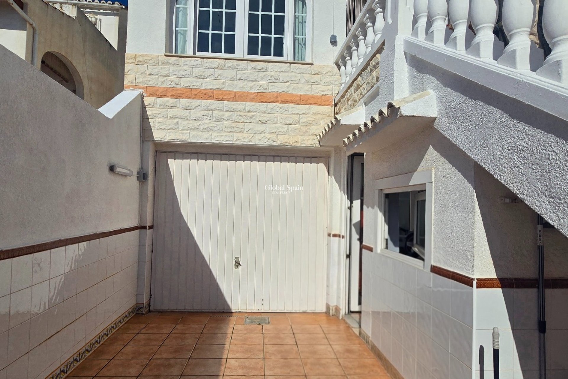 Wederverkoop - HUIS -
ALFAZ DEL PI