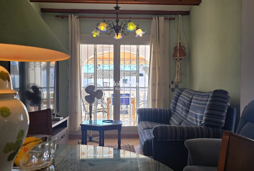 Wederverkoop - HUIS -
ALFAZ DEL PI