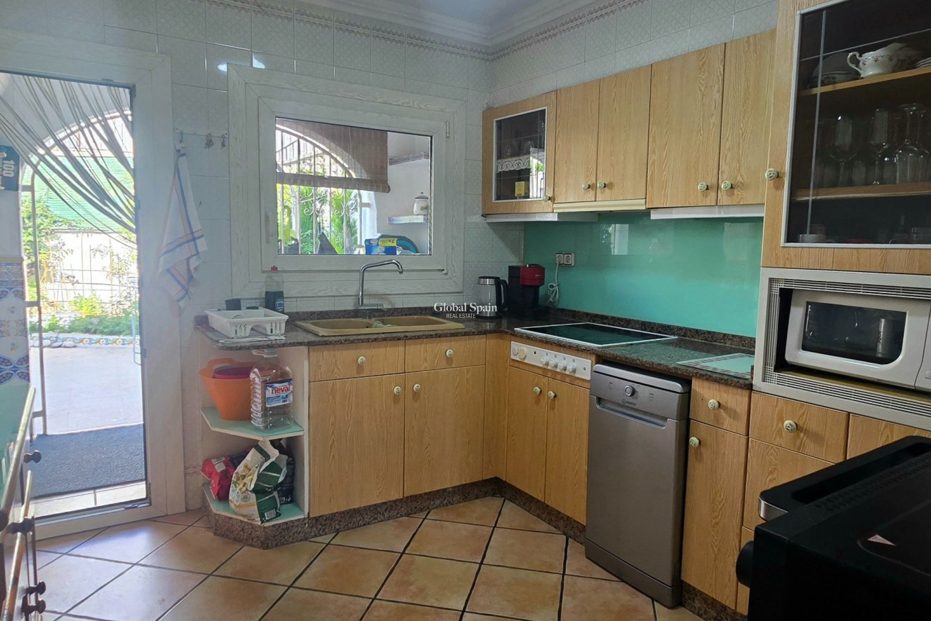 Wederverkoop - HUIS -
ALFAZ DEL PI